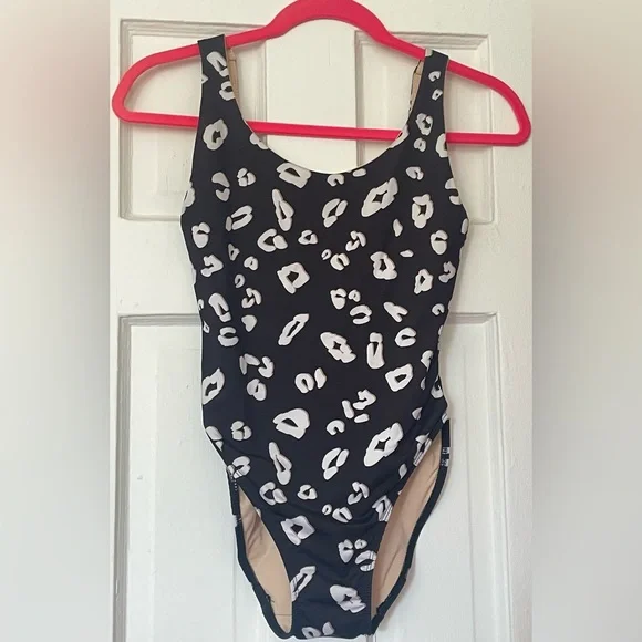 BNWT! ONZIE, High Leg One Piece, bathing suit, black, white & tan leopard print - Picture 4 of 12